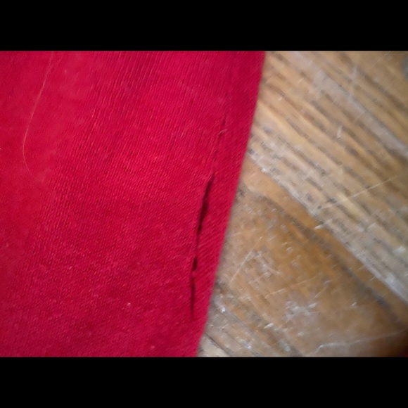 Candie’s Juniors Red Flower Cardigan - Picture 4 of 4